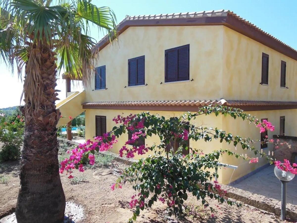 Appartamento In Splendido E Riservato Villaggio, Marina Di Tertenìa Esterno foto